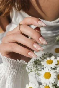 7. White Daisy on Nude